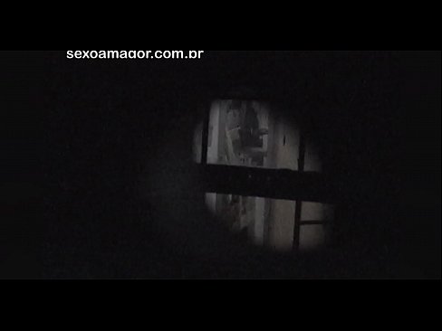 ❤️ Blondie bakal diam-diam videotaped dening tetanggan voyeur umpetaken konco bricks kothong ❤️ Video jancok ing jv.3dhentaix.ru